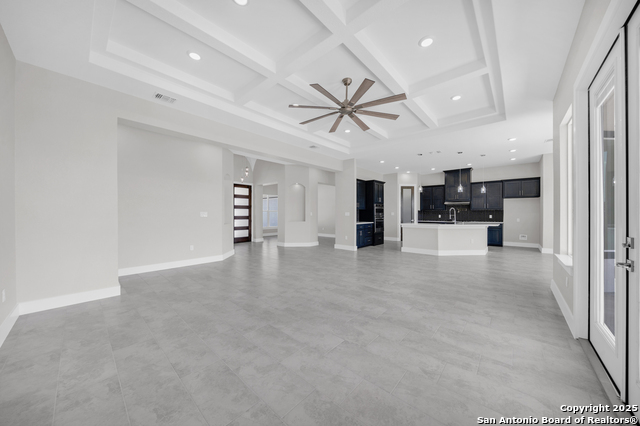 Listing photo id 7 for 106 County Road 2730