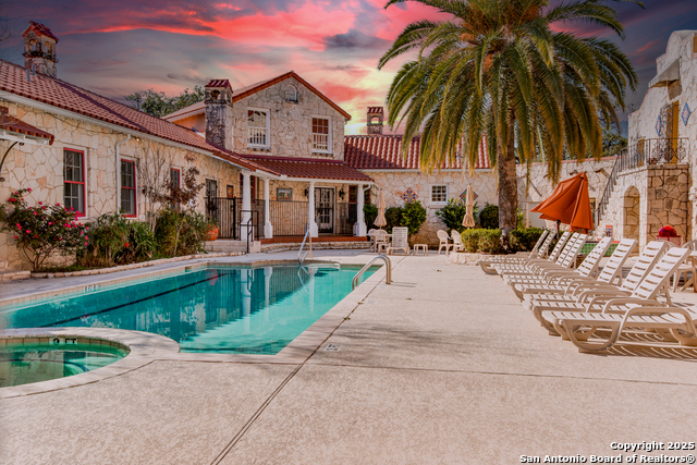 Image 14 of 15 For 6160 Eckhert 303