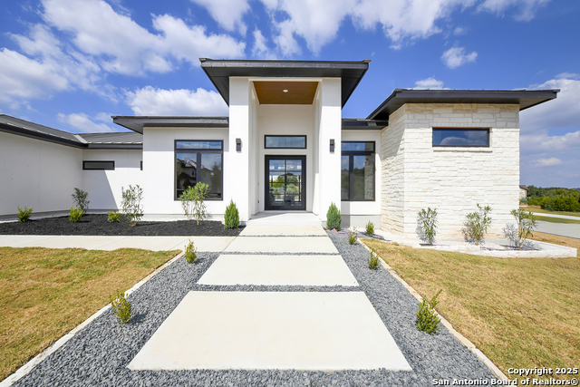 Details for 10303 Kendall, San Antonio, TX 78255