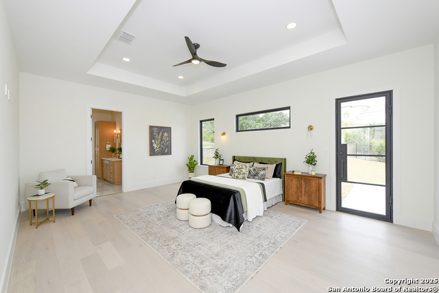 Listing photo id 14 for 10303 Kendall