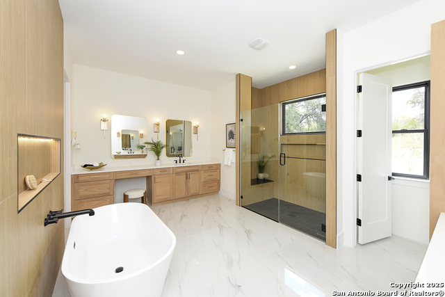 Listing photo id 16 for 10303 Kendall