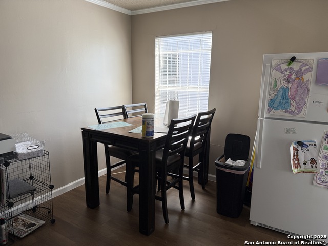 Image 6 of 22 For 4227 Woodmanor