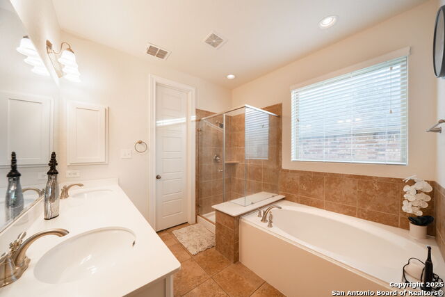 Listing photo id 16 for 16514 Sierra Linda