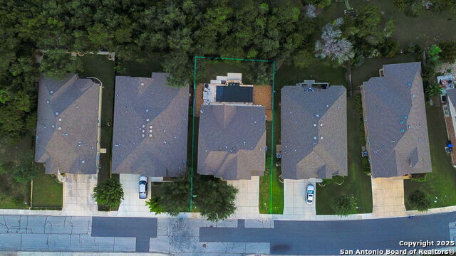 Listing photo id 33 for 16514 Sierra Linda