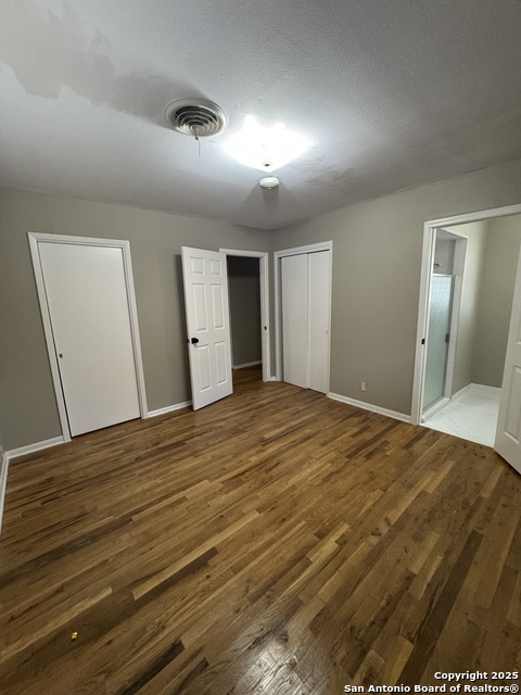 Image 14 of 19 For 4414 Hall Park