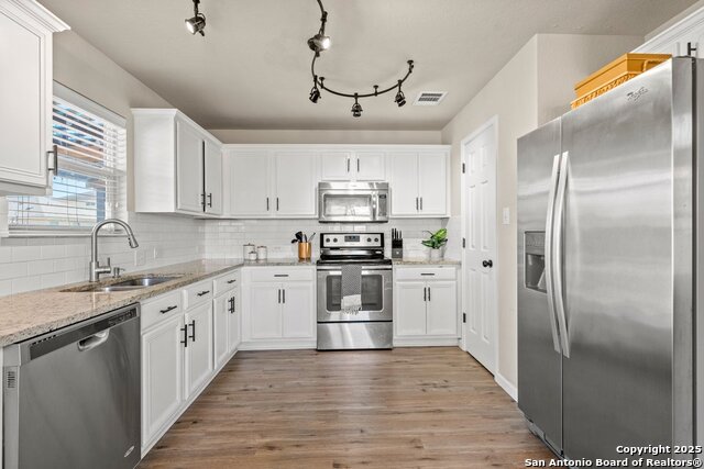 Image 10 of 30 For 2111 Wiltshire