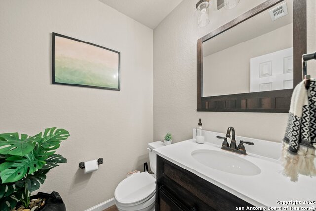 Image 19 of 30 For 2111 Wiltshire