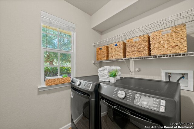 Image 20 of 30 For 2111 Wiltshire