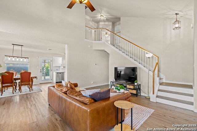 Image 6 of 30 For 2111 Wiltshire