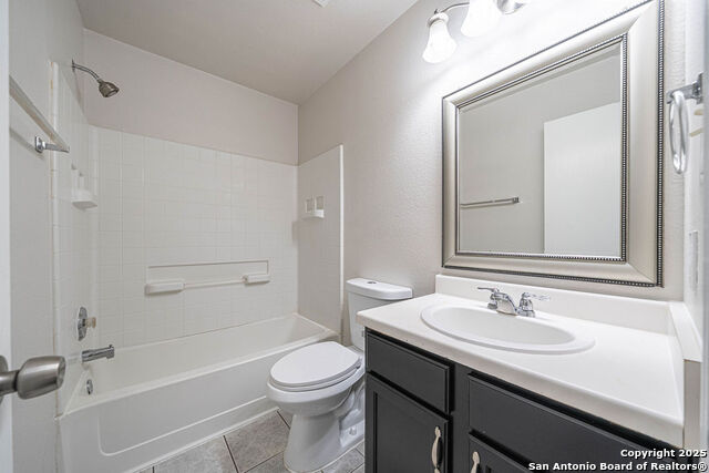 Image 18 of 25 For 8407 Sea Rim