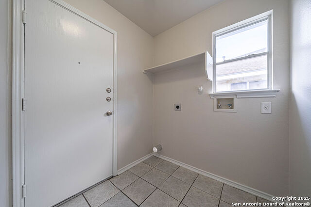 Image 21 of 25 For 8407 Sea Rim