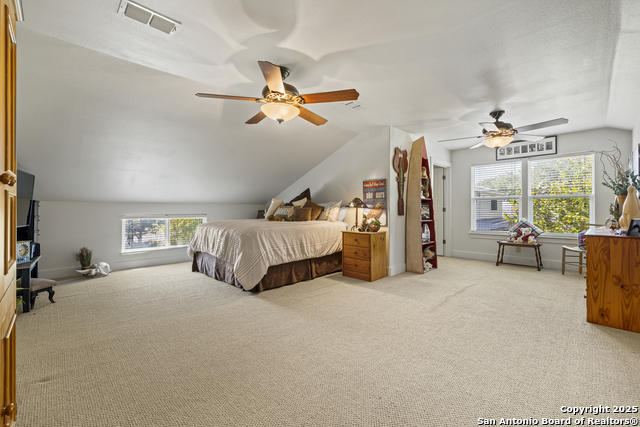 Image 23 of 34 For 904 Lincoln N