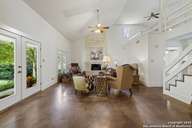 Image 9 of 34 For 904 Lincoln N