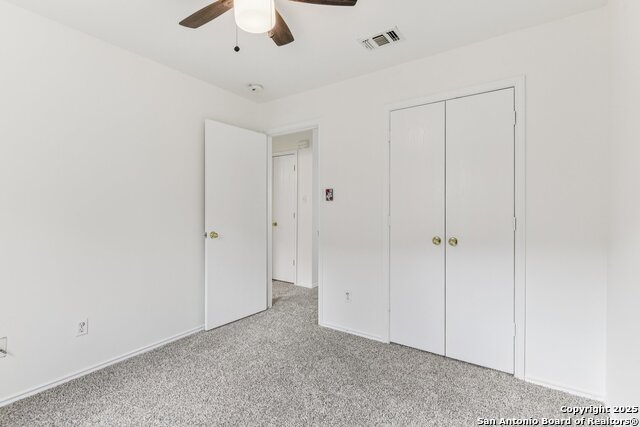 Image 18 of 24 For 10726 Shaenridge N