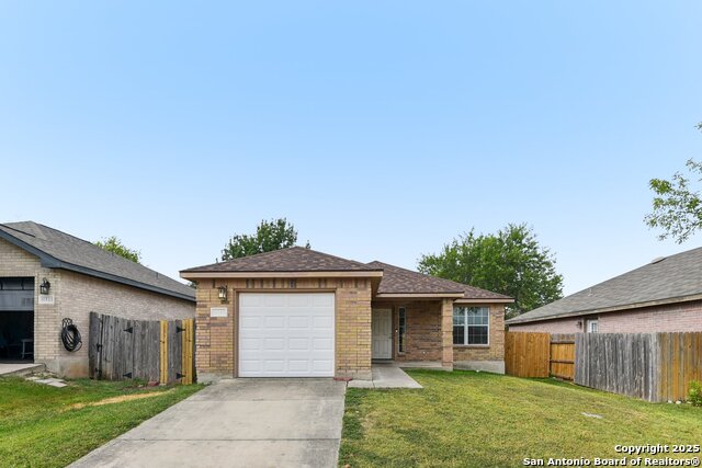 Image 2 of 24 For 10726 Shaenridge N