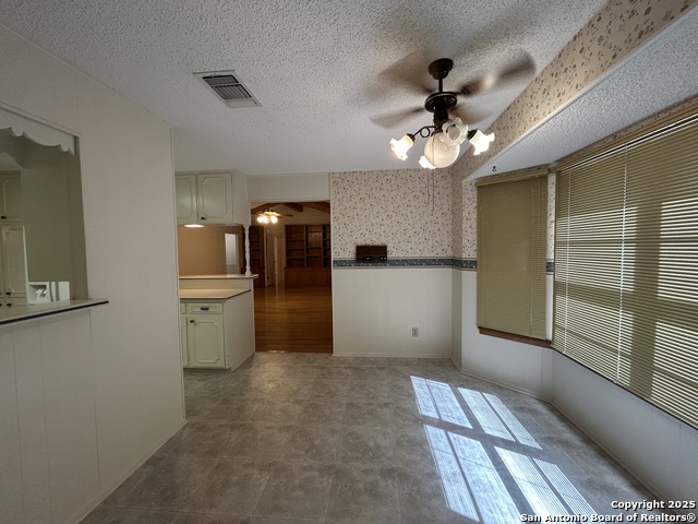 Listing photo id 9 for 11 La Mesa