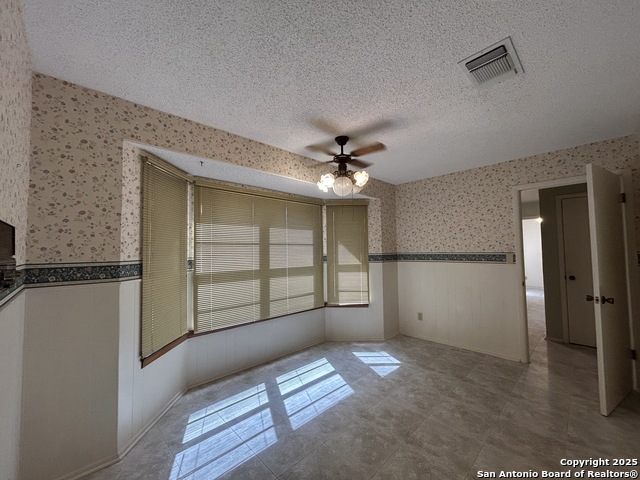 Listing photo id 10 for 11 La Mesa