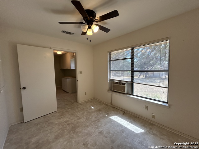 Listing photo id 19 for 11 La Mesa