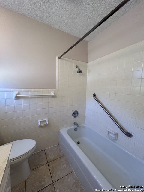 Listing photo id 25 for 11 La Mesa