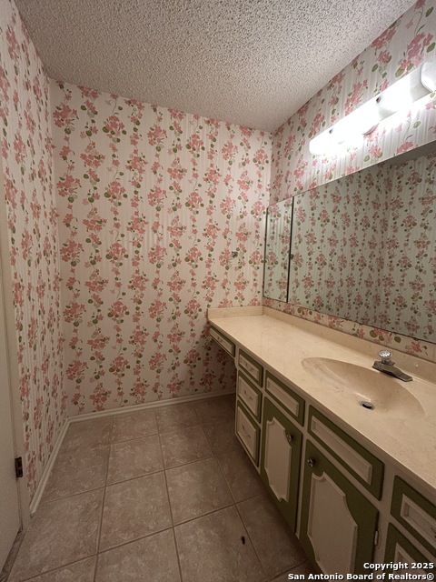 Listing photo id 31 for 11 La Mesa