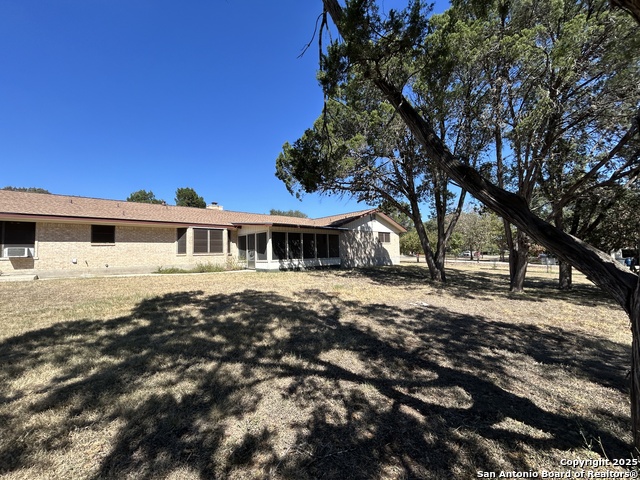 Listing photo id 38 for 11 La Mesa