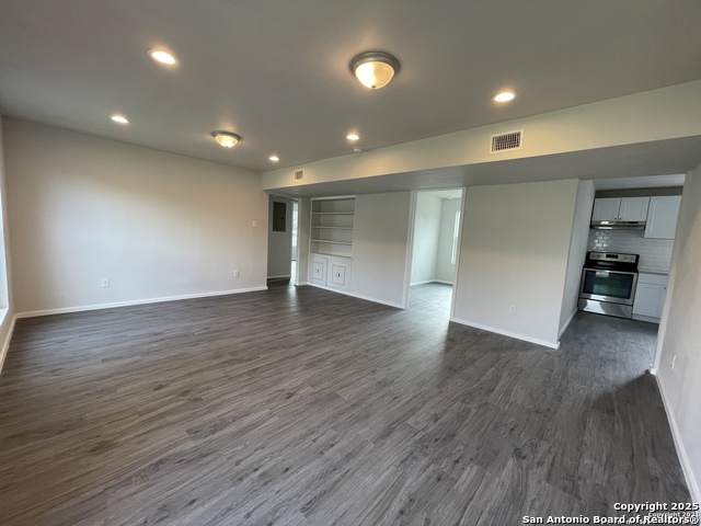 Image 2 of 12 For 130 Senisa  A