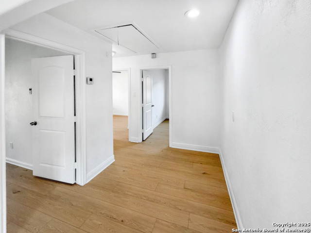 Image 18 of 29 For 9014 Mouton  