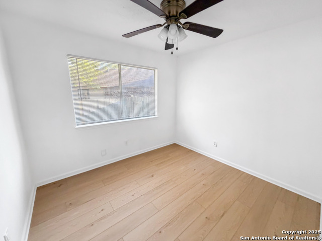 Image 20 of 29 For 9014 Mouton  