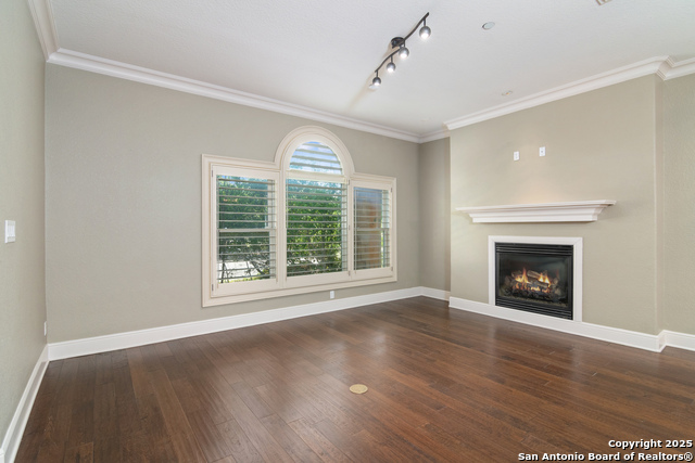 Image 12 of 31 For 123 Eaton St 104