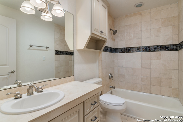 Image 19 of 31 For 123 Eaton St 104