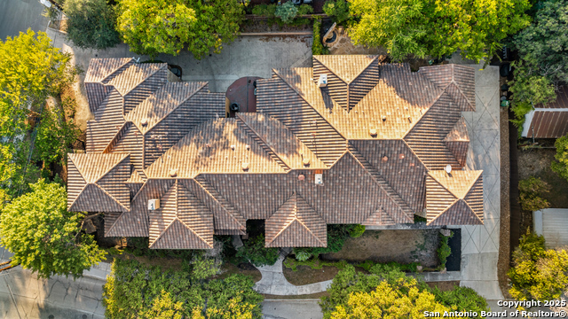 Image 30 of 31 For 123 Eaton St 104