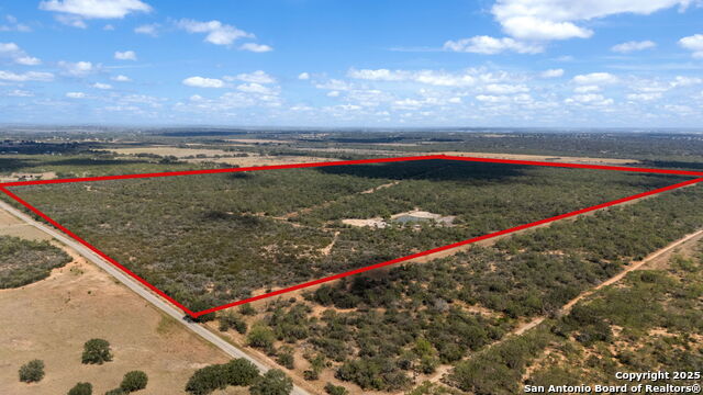 Details for 000 Cr 765  , Devine, TX 78016