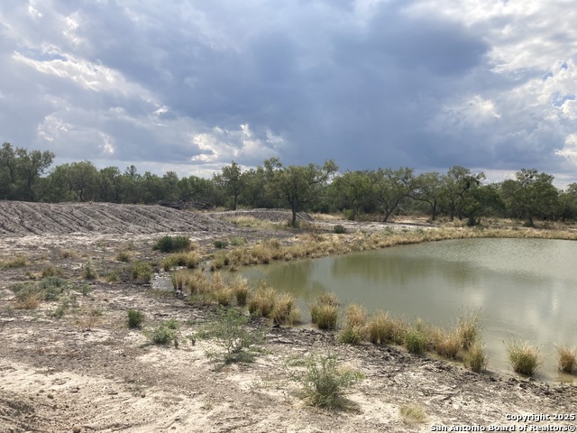 Listing photo id 24 for 000 Cr 765  