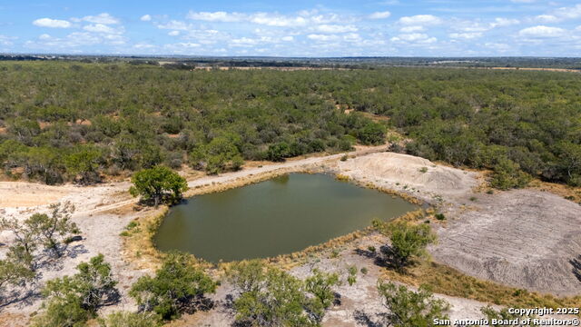 Listing photo id 1 for 000 Cr 765  