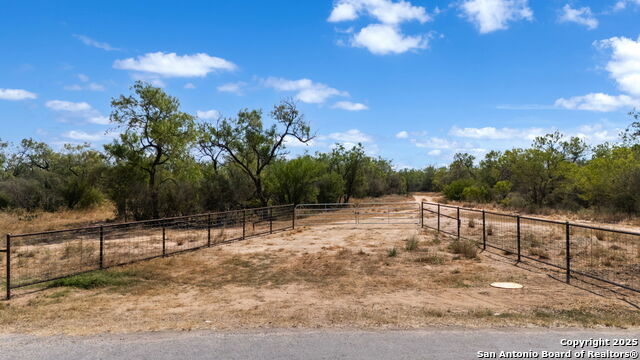 Listing photo id 34 for 000 Cr 765  