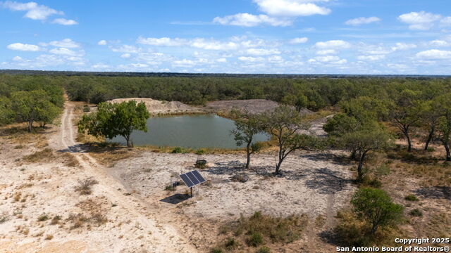 Listing photo id 2 for 000 Cr 765  