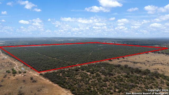 Listing photo id 40 for 000 Cr 765  