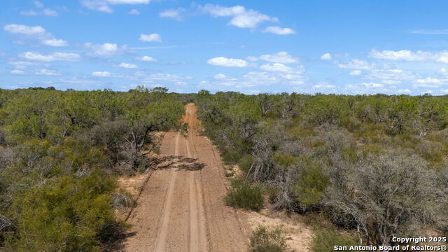 Listing photo id 5 for 000 Cr 765  