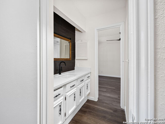 Image 32 of 50 For 3442 Wimbledon