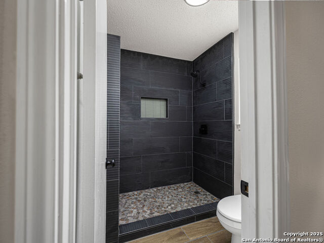 Image 34 of 50 For 3442 Wimbledon