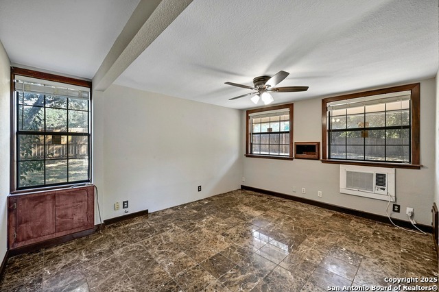 Image 23 of 40 For 1005 4th  