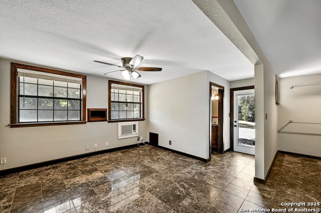 Image 25 of 40 For 1005 4th  