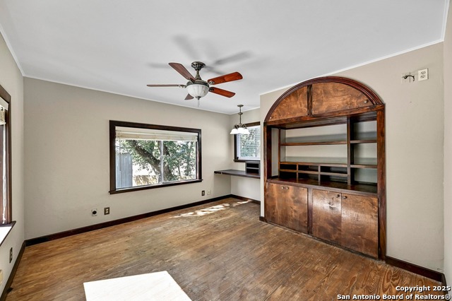 Image 31 of 40 For 1005 4th  