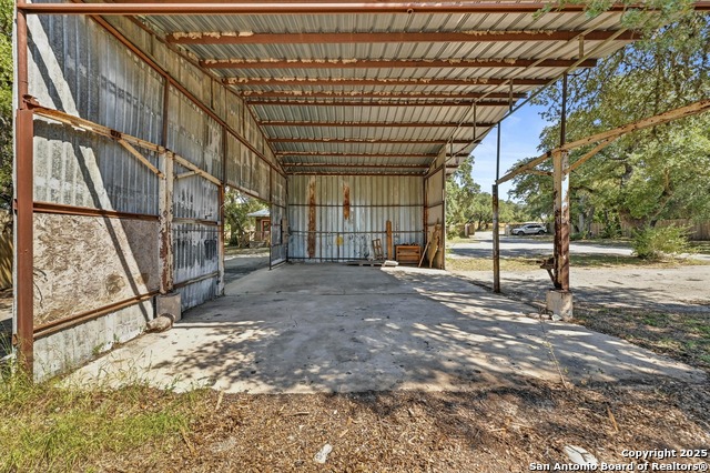 Image 37 of 40 For 1005 4th  