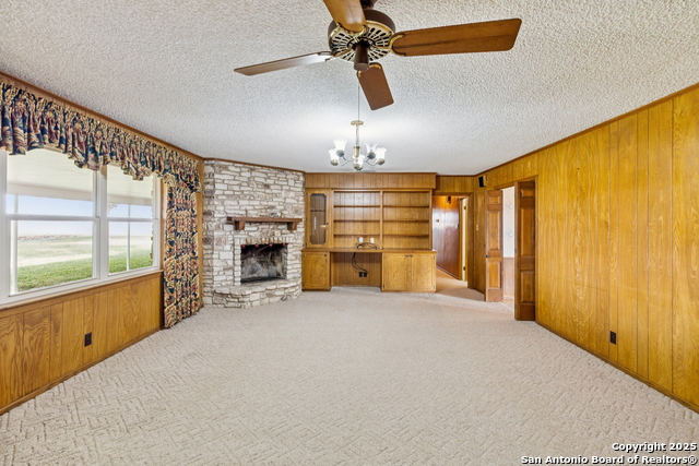 Listing photo id 9 for 3830 County Road 541
