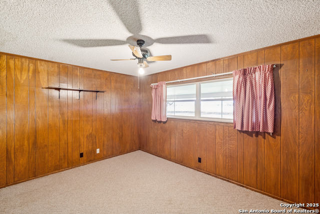 Listing photo id 10 for 3830 County Road 541