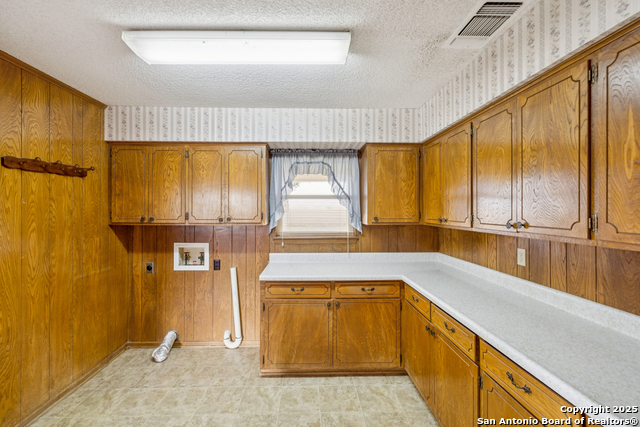Listing photo id 14 for 3830 County Road 541