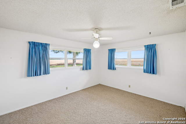 Listing photo id 16 for 3830 County Road 541