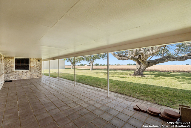 Listing photo id 20 for 3830 County Road 541