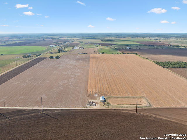 Listing photo id 25 for 3830 County Road 541